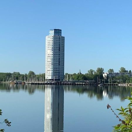 Ferienwohnung Im Wikingturm Schleswig Luaran gambar